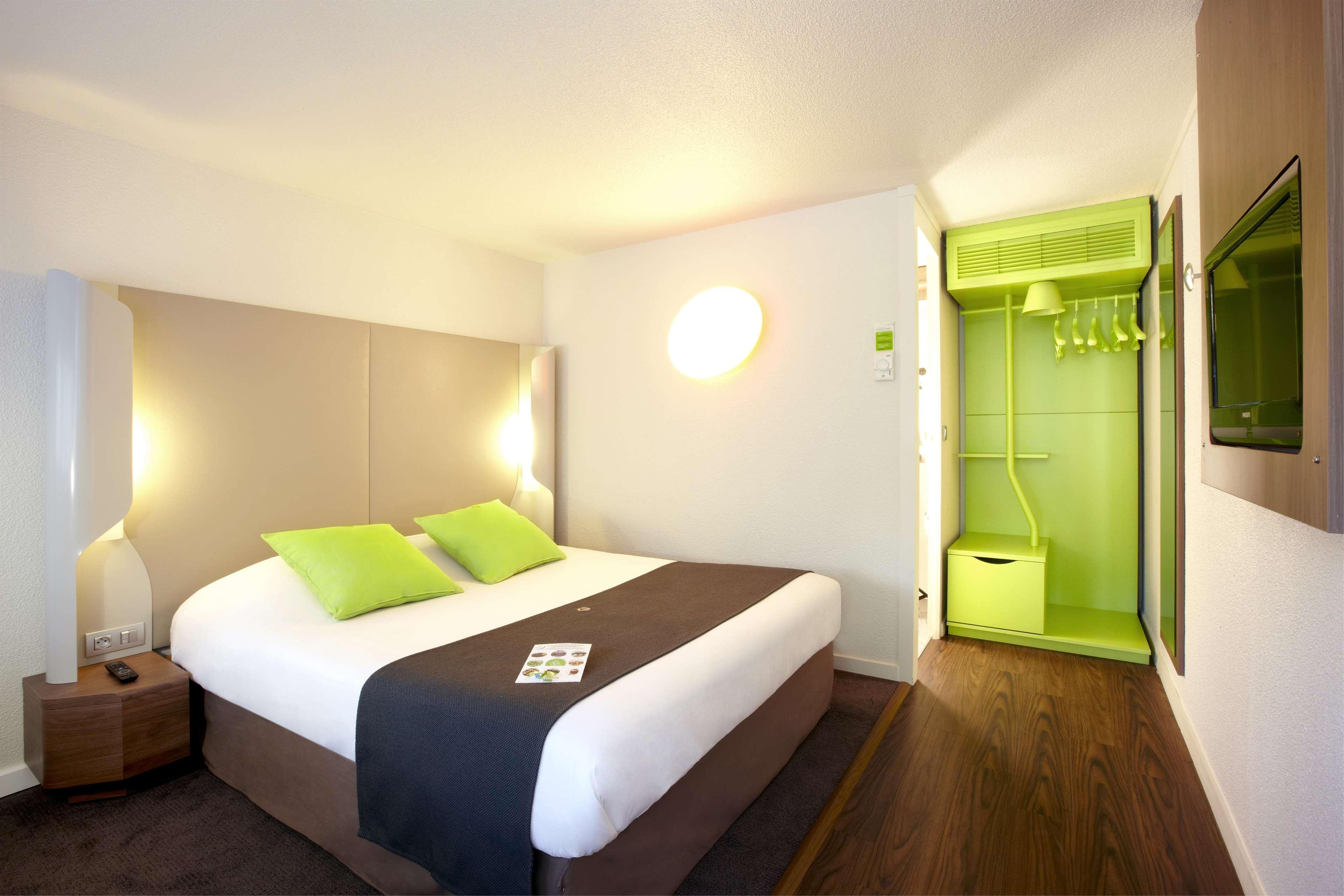 Campanile Biarritz Hotel Exterior photo