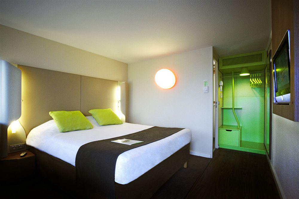 Campanile Biarritz Hotel Exterior photo