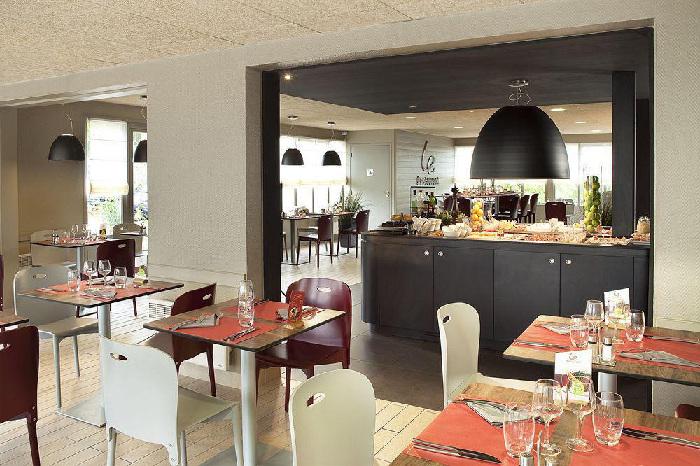 Campanile Biarritz Hotel Restaurant photo