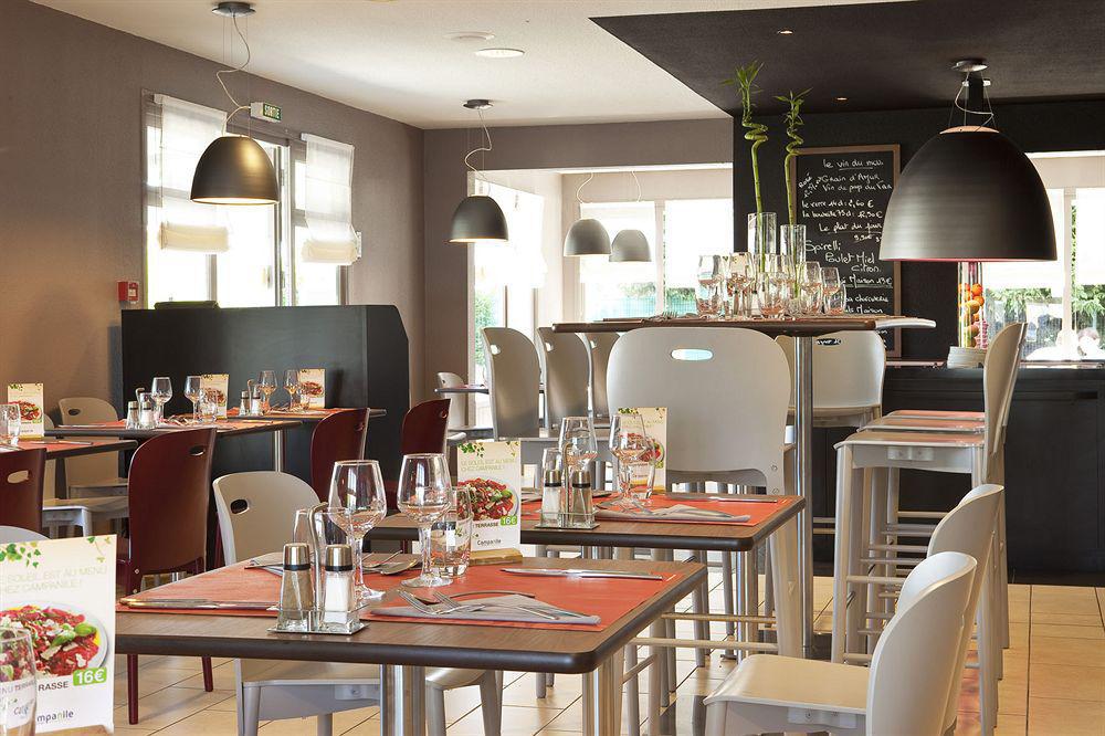 Campanile Biarritz Hotel Restaurant photo